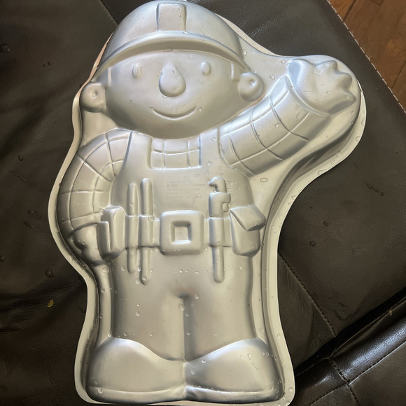 Wilton Other - 2002 Wilton Bob The Builder Aluminum Cake Pan 2105-5025